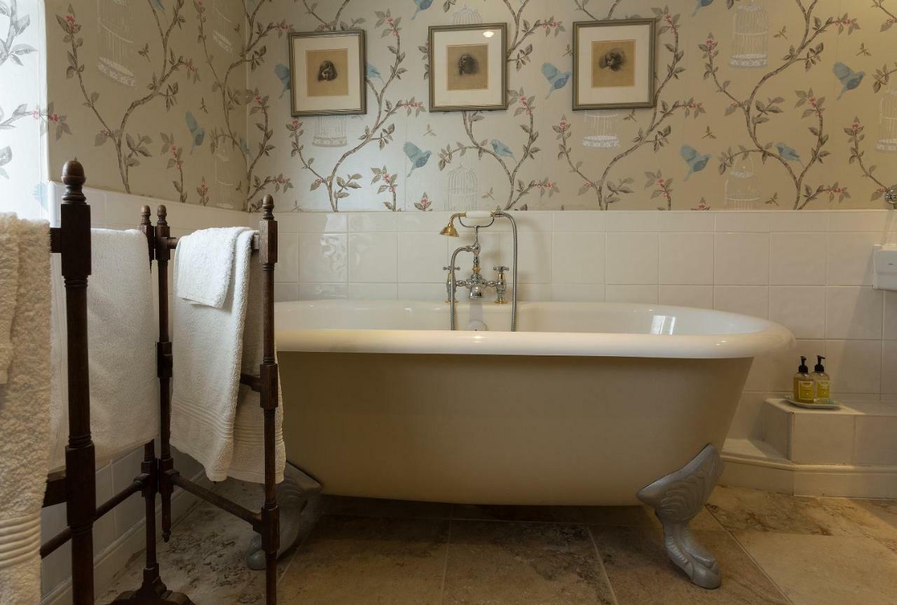 Thistleyhaugh Farmhouse Longhorsley ภายนอก รูปภาพ